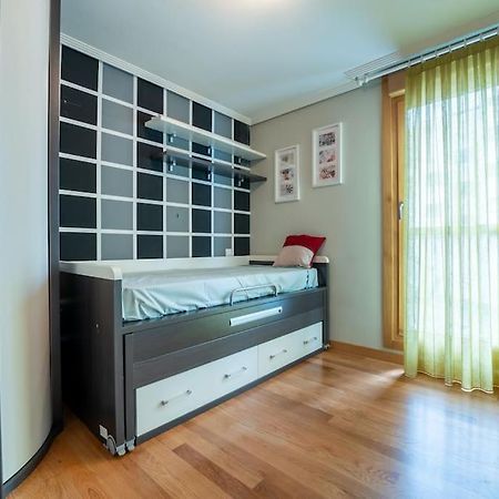 Apartamento En El Corazon De La Ciudad Con Parking Сантандер Екстериор снимка